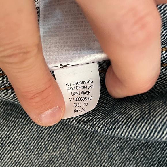 Gap Denim Jacket Icon Light Wash - Picture 10 of 10